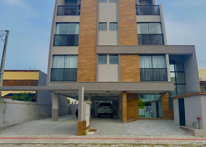 Residencial Bernardo Apartamento Bombinhas